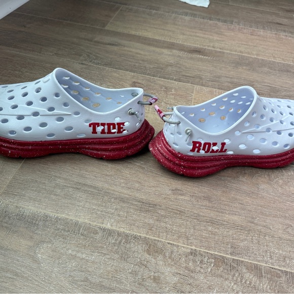 Alabama Crimson and white Slip-On Shoes Kane - Picture 2 of 6